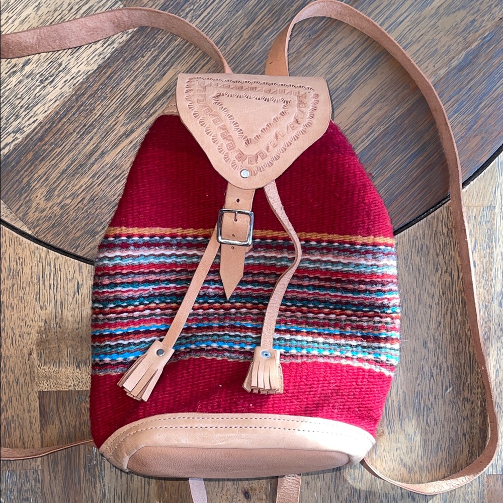 Handcrafted Leather Bucket Backpack‎ - Picture 2 of 5